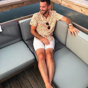 Meet your Posher, Jay